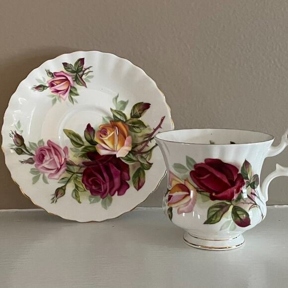 VTG Royal Albert Bone China Teacup & Saucer, "King's Ransom", Rose, Red, Pink - Picture 5 of 8